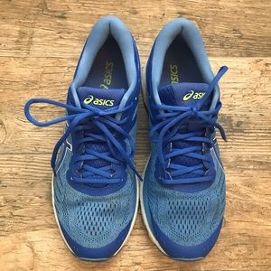 ASICS Womens Gel-Kayano 24 Running Shoe size 10